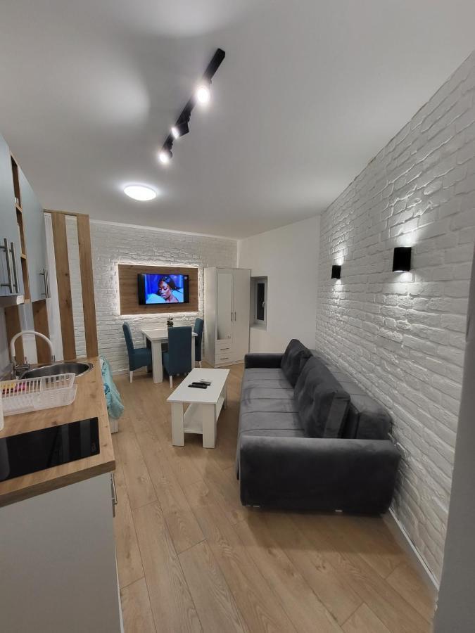 Harmony Suites Sajmiste Extérieur photo