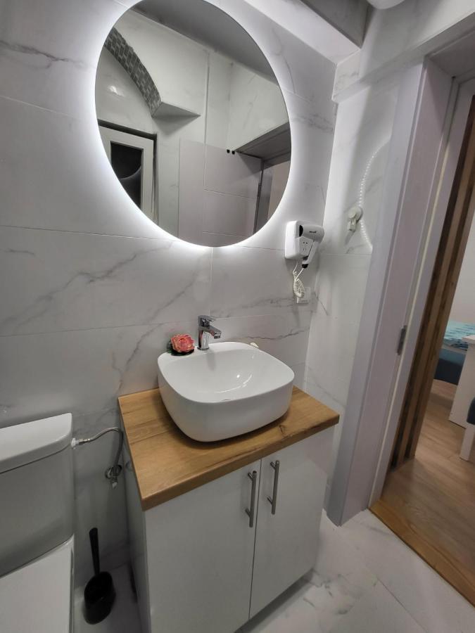 Harmony Suites Sajmiste Extérieur photo
